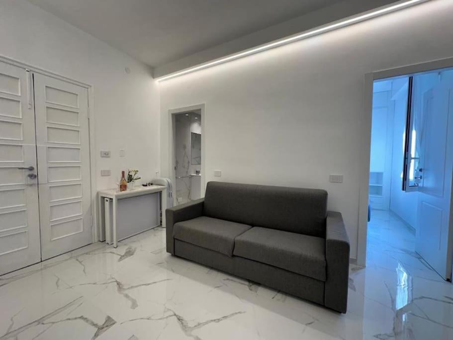 Suite Aurora Luxury In The Center Of سانريمو المظهر الخارجي الصورة